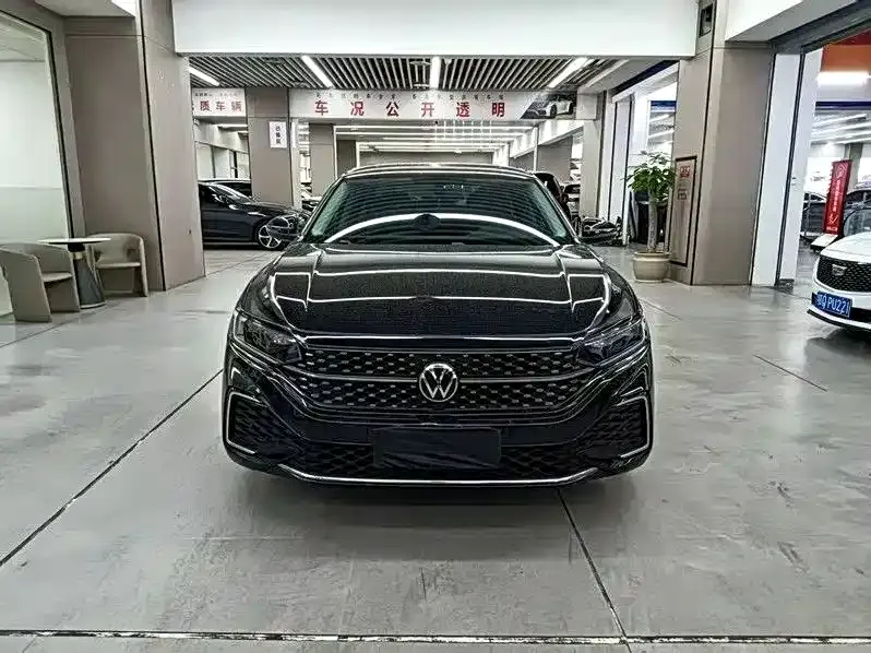Volkswagen Passat — фото 2