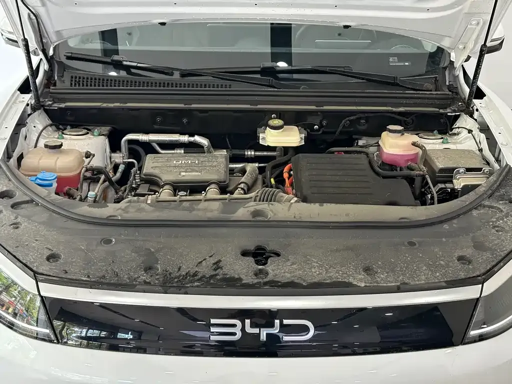 BYD Seal 05 DM-i — фото 4