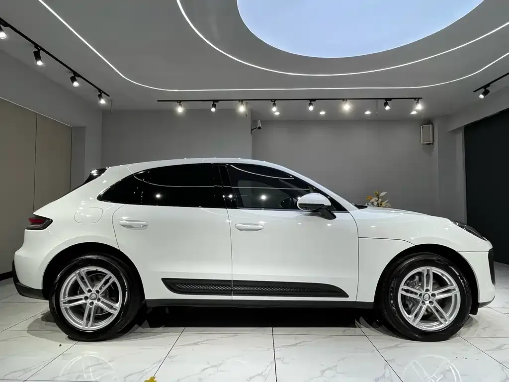Porsche Macan — фото 6