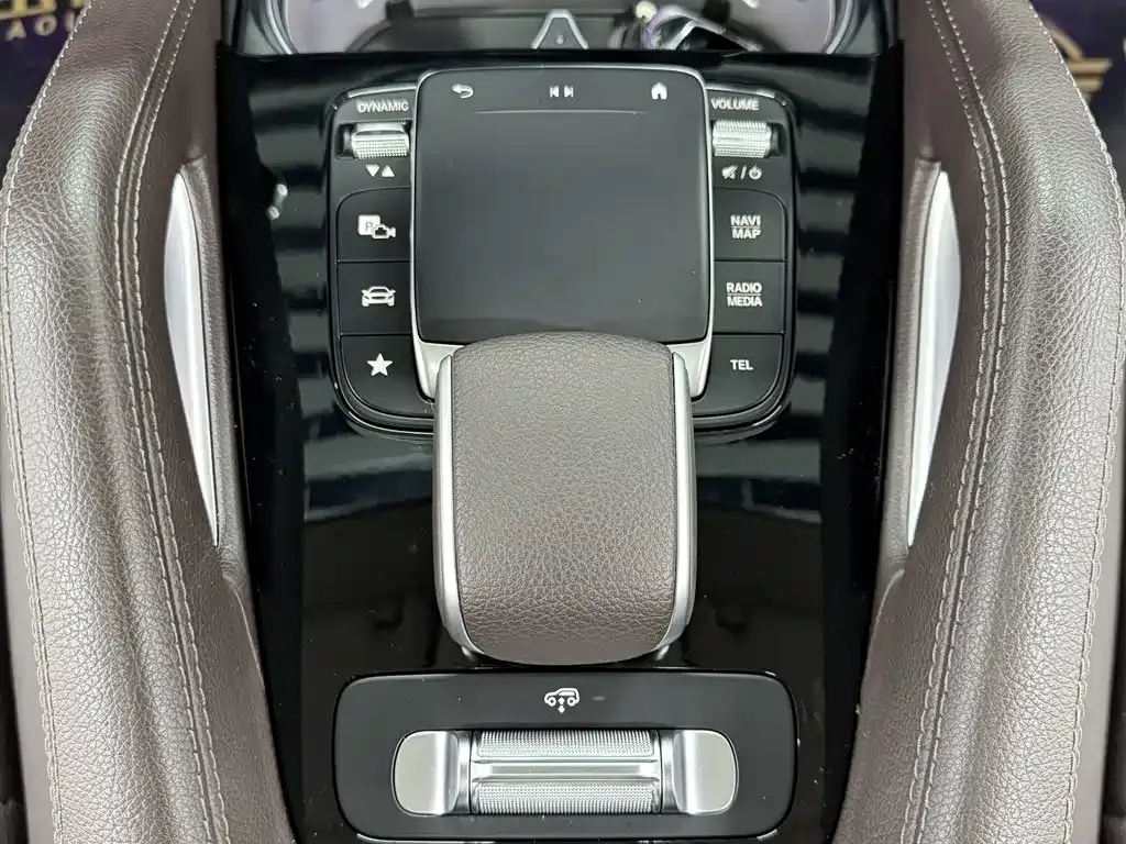 Mercedes-Benz GLS — фото 7