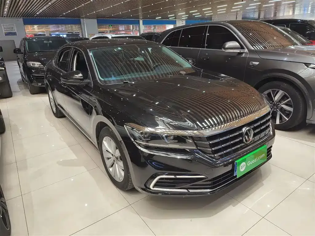 Volkswagen Passat — фото 4