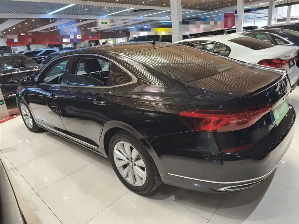Volkswagen Passat — фото 5
