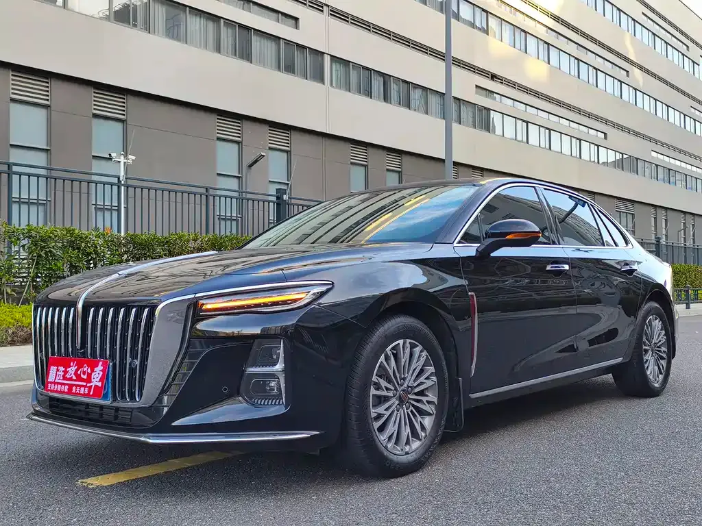 Hongqi H5 — фото 1