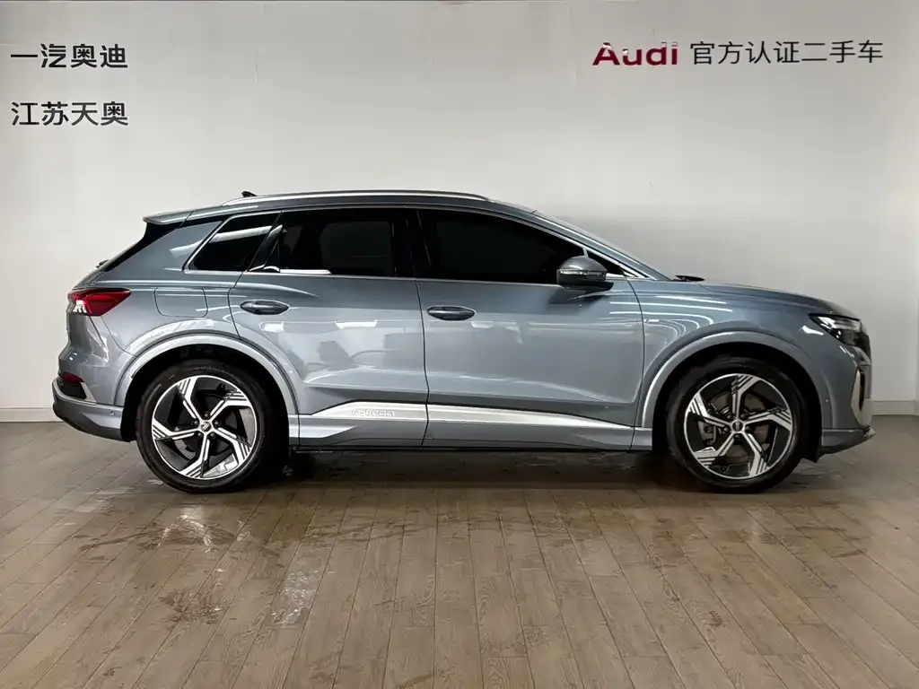Audi Q4 e-tron — фото 3