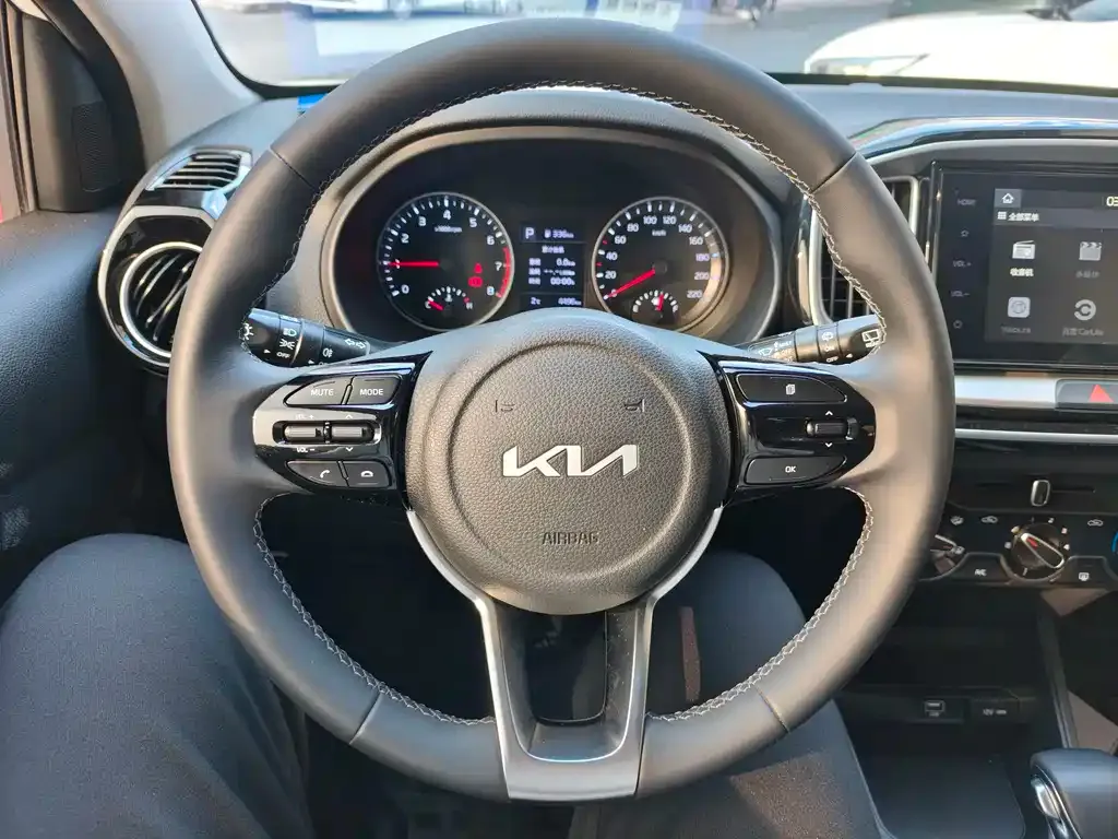 Kia KX1 — фото 10