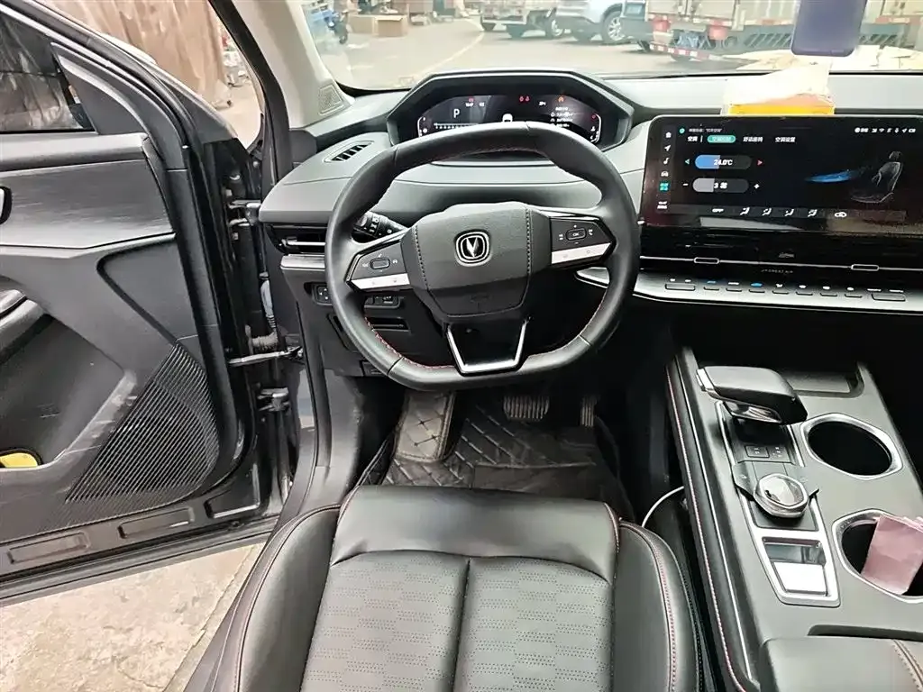 Changan CS55PLUS — фото 3