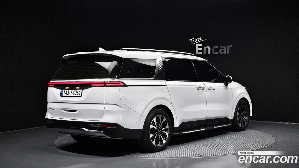 Kia Carnival — фото 2