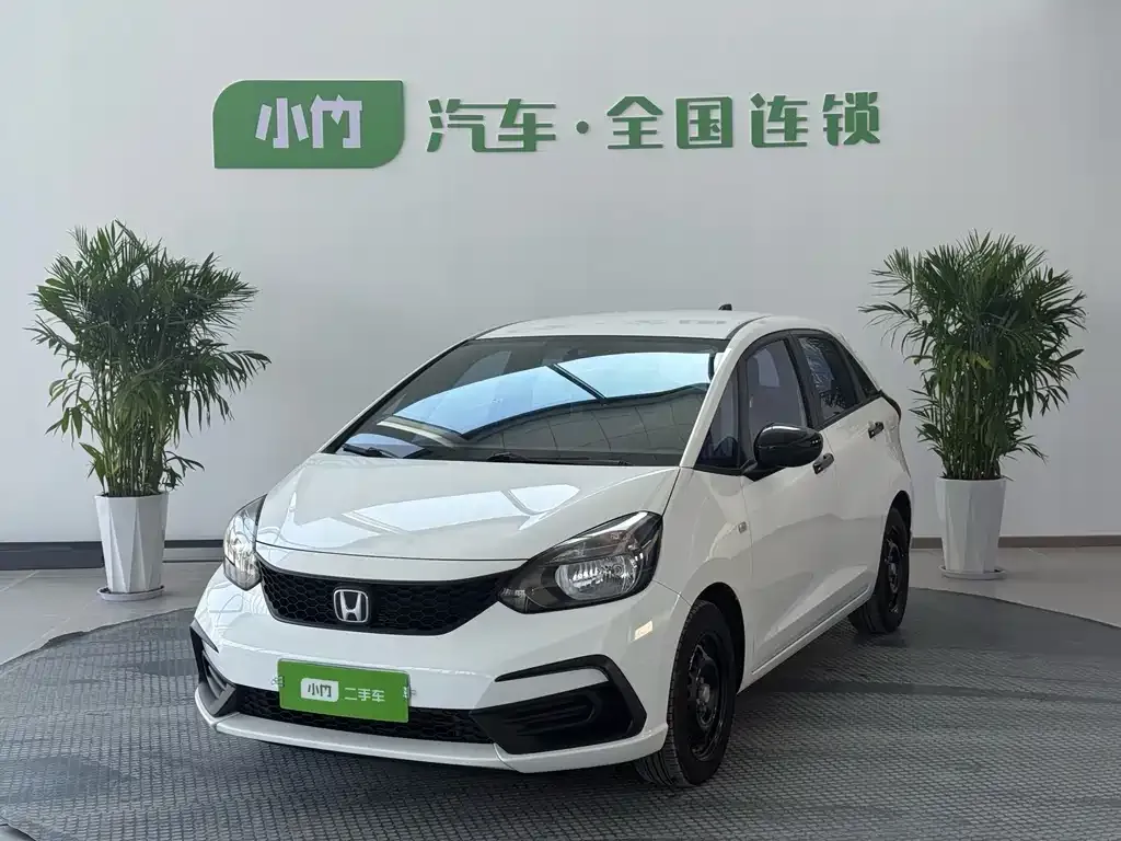 Honda Fit — фото 1