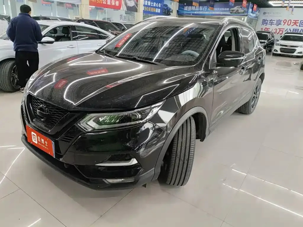 Nissan Qashqai — фото 2