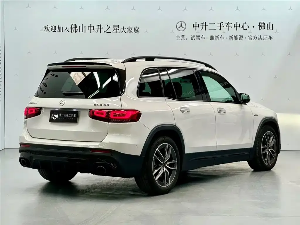Mercedes-Benz GLB AMG — фото 2
