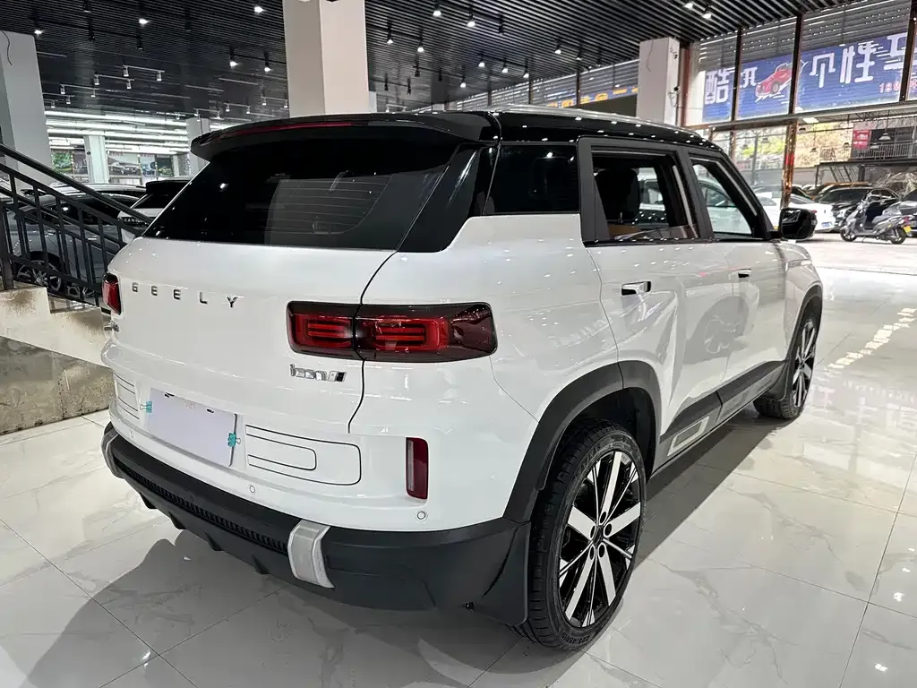 Geely Icon — фото 4