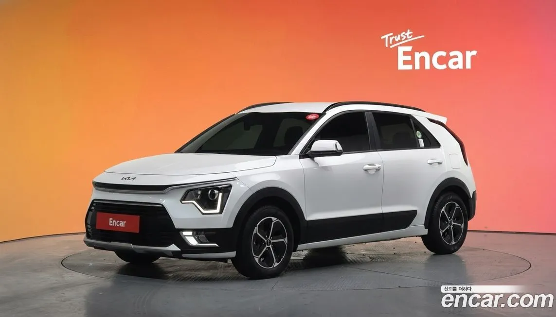 Kia Niro — фото 1