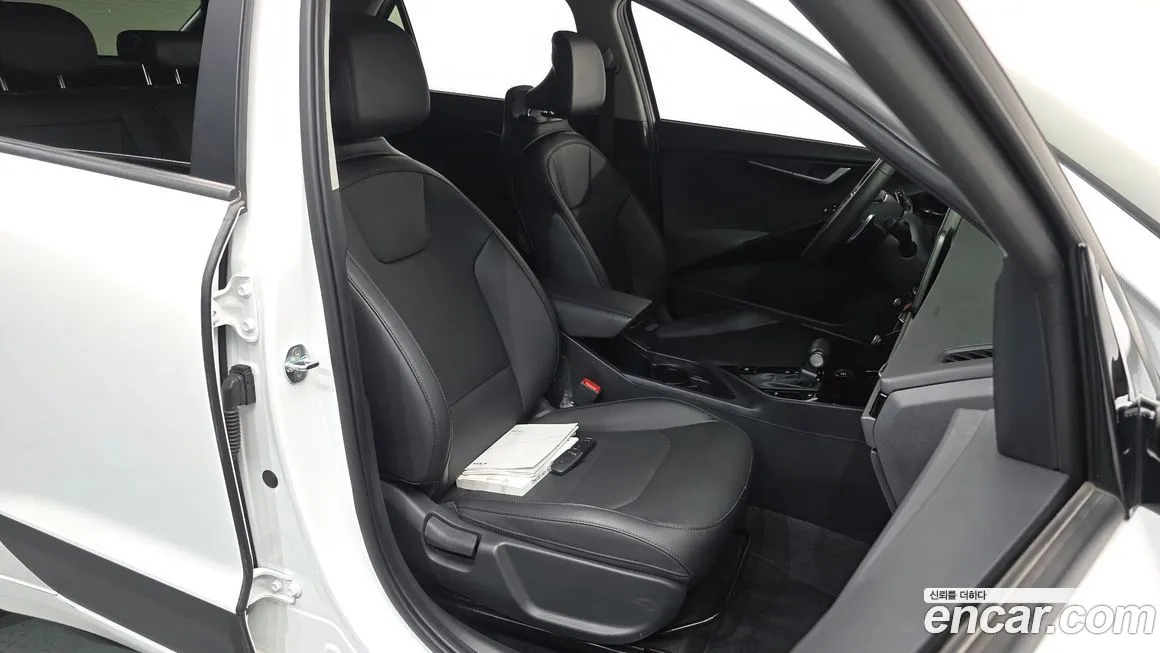 Kia Niro — фото 10