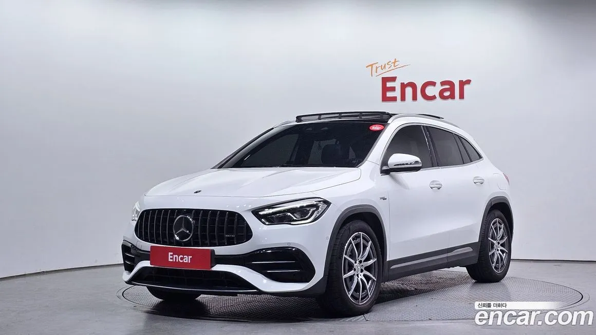 Mercedes-Benz GLA-Class — фото 1