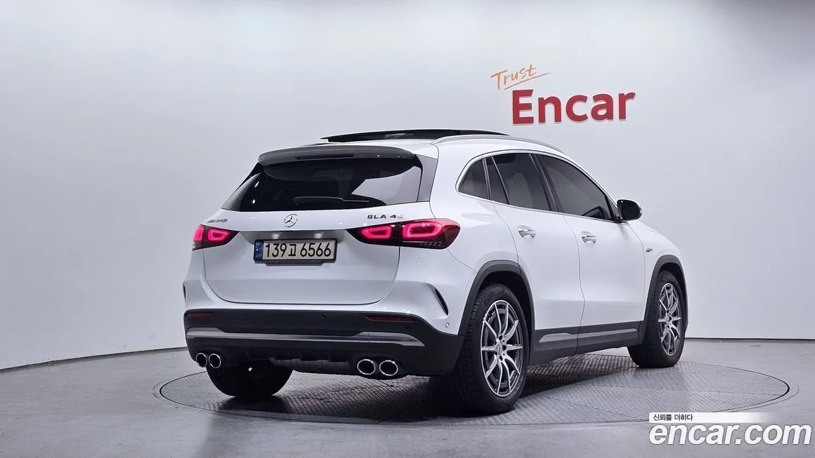 Mercedes-Benz GLA-Class — фото 2