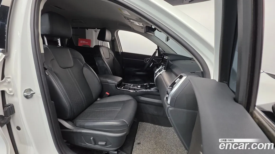 Kia Sorento — фото 10