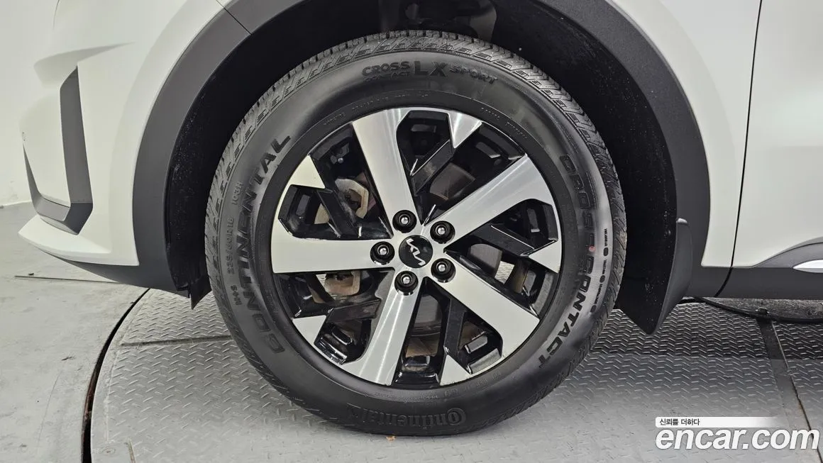 Kia Sorento — фото 5