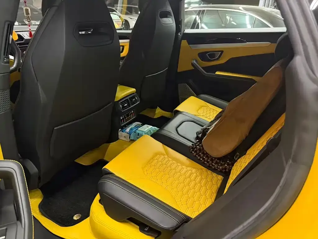 Lamborghini Urus — фото 5