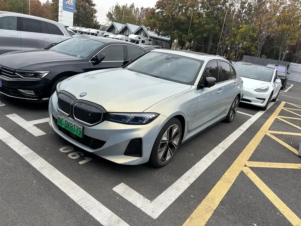 BMW i3 — фото 1