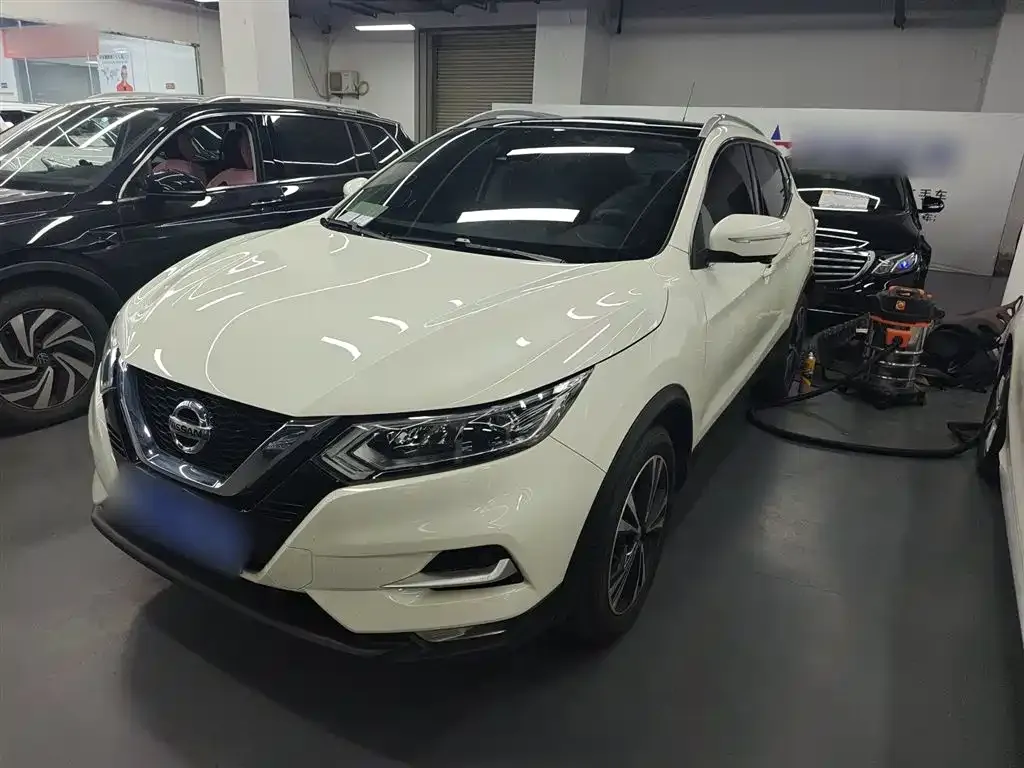 Nissan Qashqai — фото 2