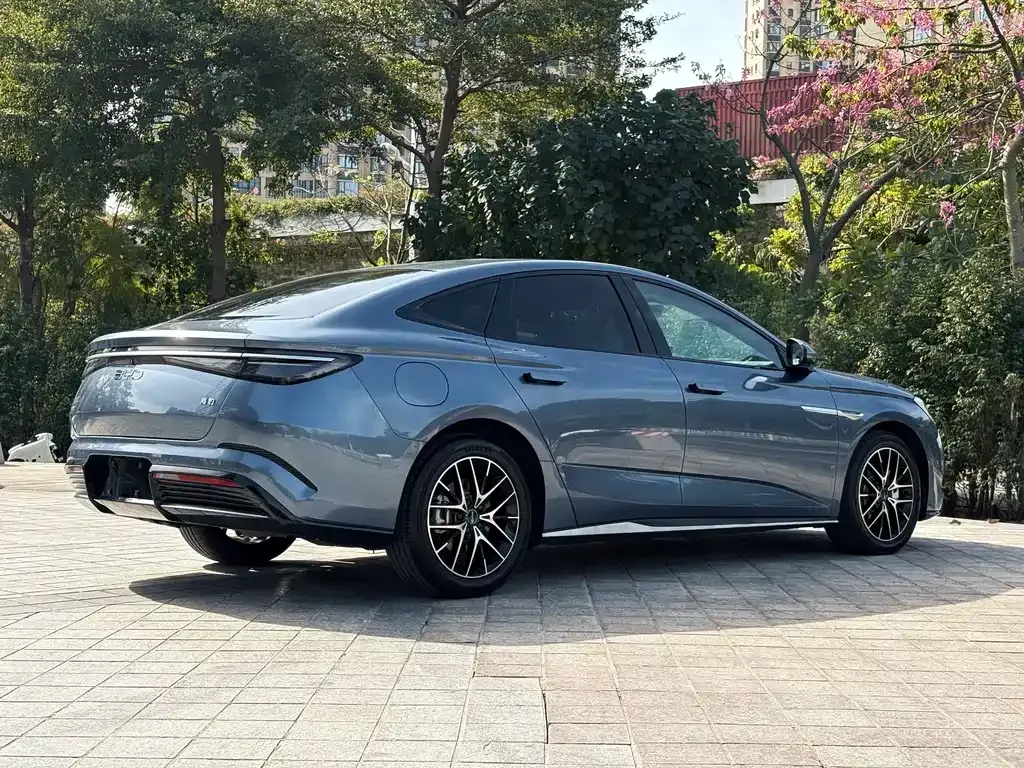 BYD Seal — фото 6