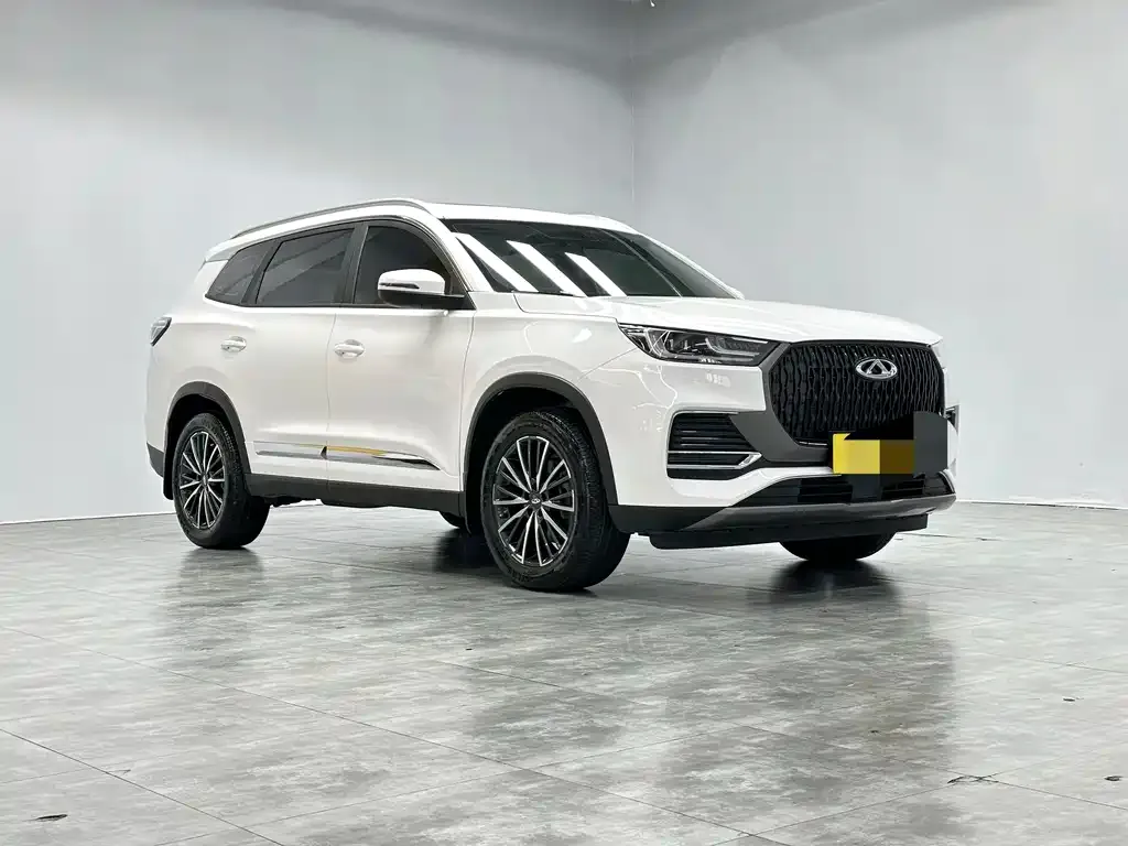 Chery Tiggo 8 — фото 4
