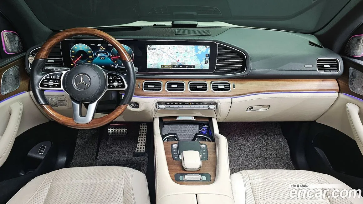 Mercedes-Benz GLS-Class — фото 7