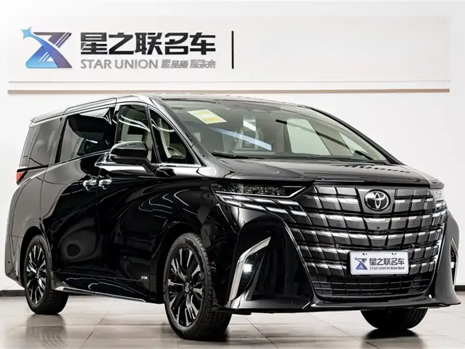 Toyota Alphard — фото 5