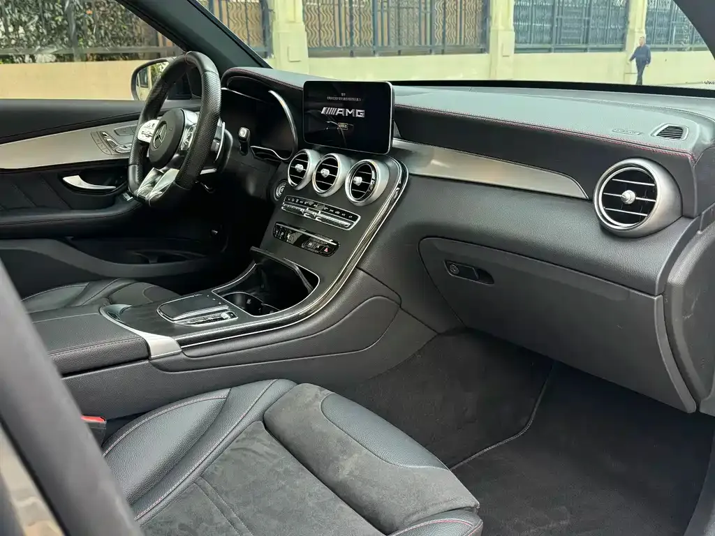 Mercedes-Benz GLC AMG — фото 7