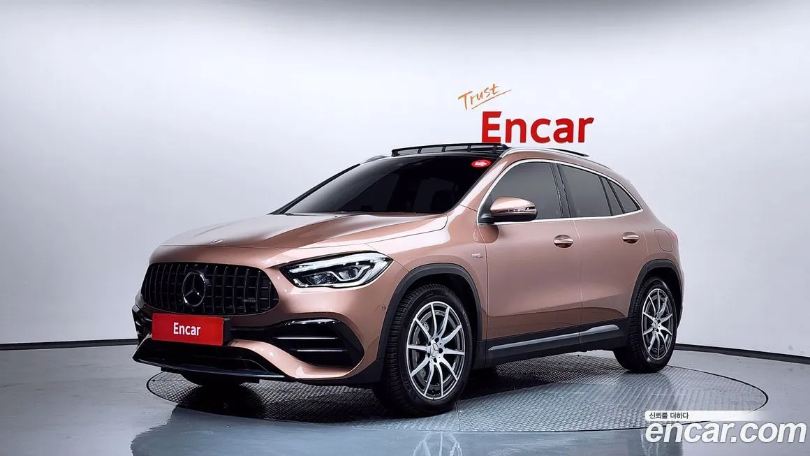 Mercedes-Benz GLA-Class — фото 1