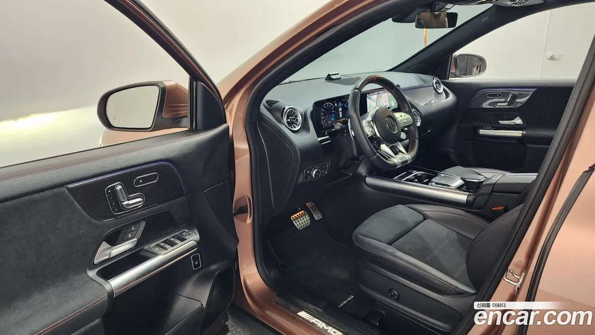 Mercedes-Benz GLA-Class — фото 10