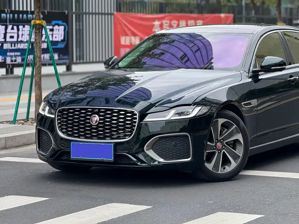 Jaguar XFL — фото 2