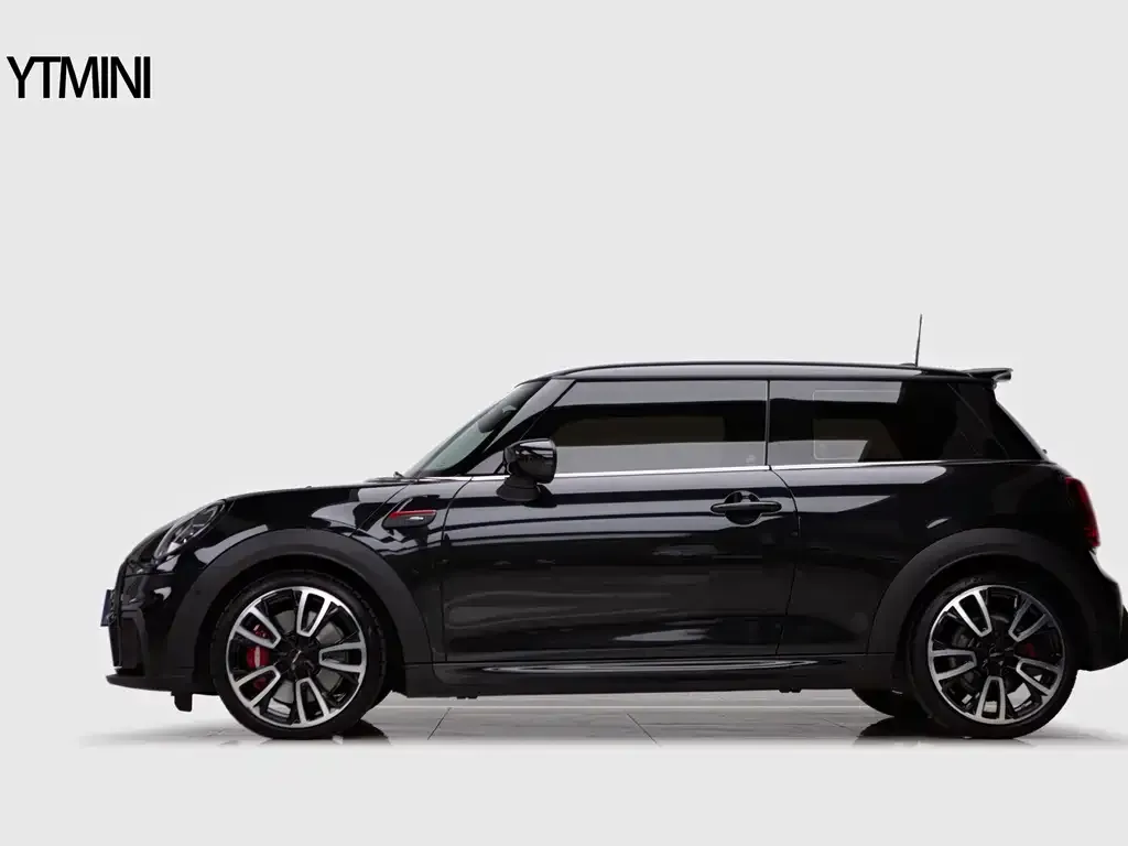 MINI JCW (John Cooper Works) — фото 2