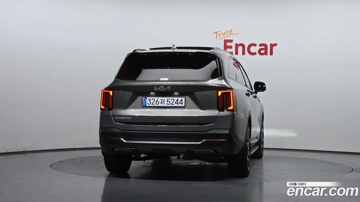 Kia Sorento — фото 4
