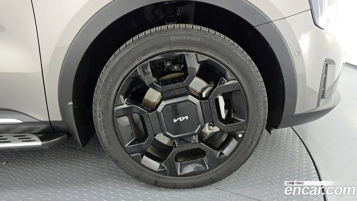 Kia Sorento — фото 5