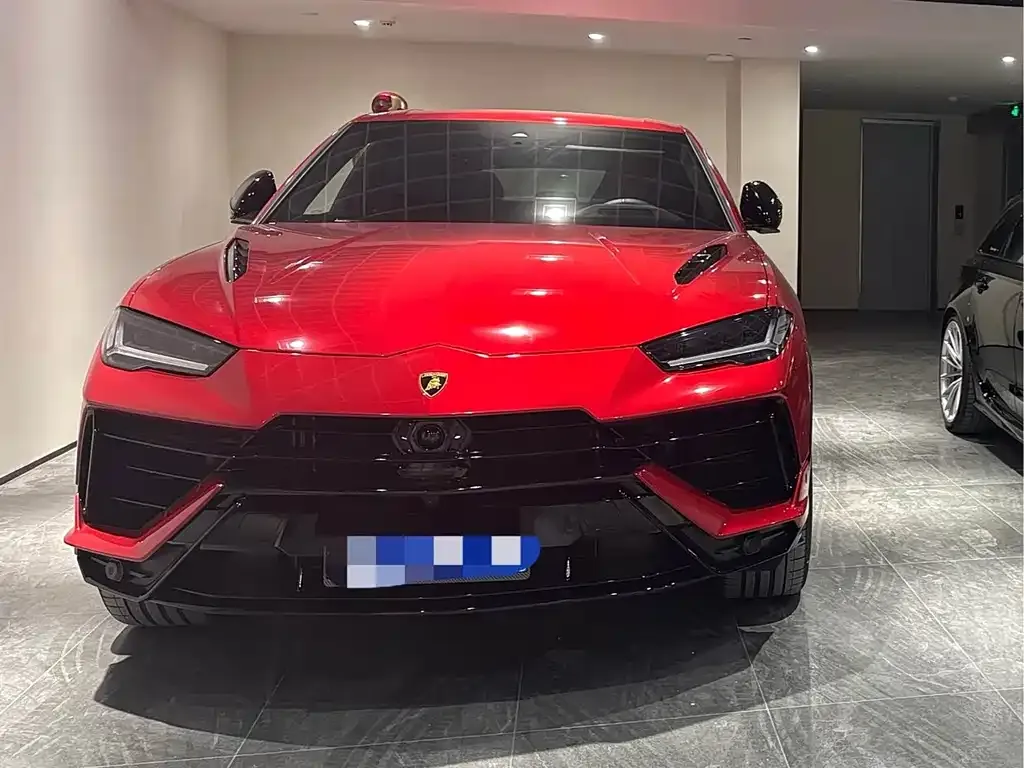 Lamborghini Urus — фото 2