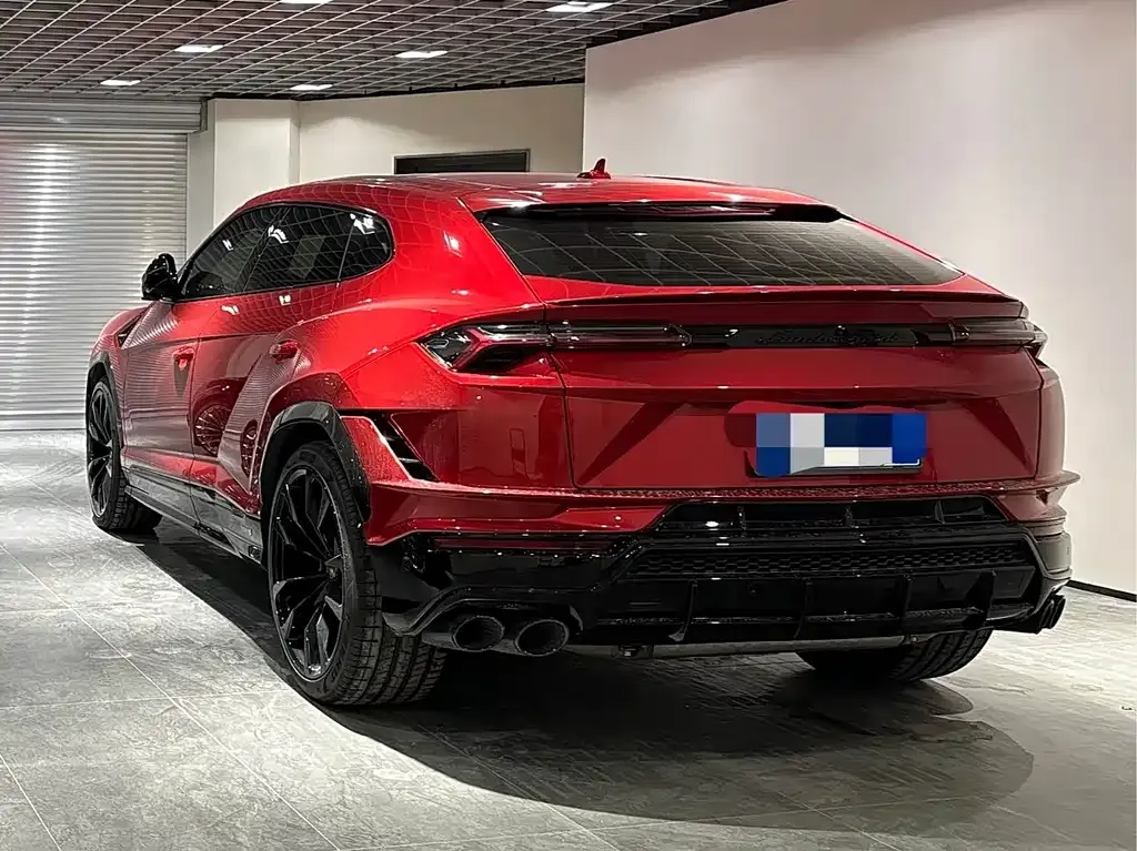 Lamborghini Urus — фото 4
