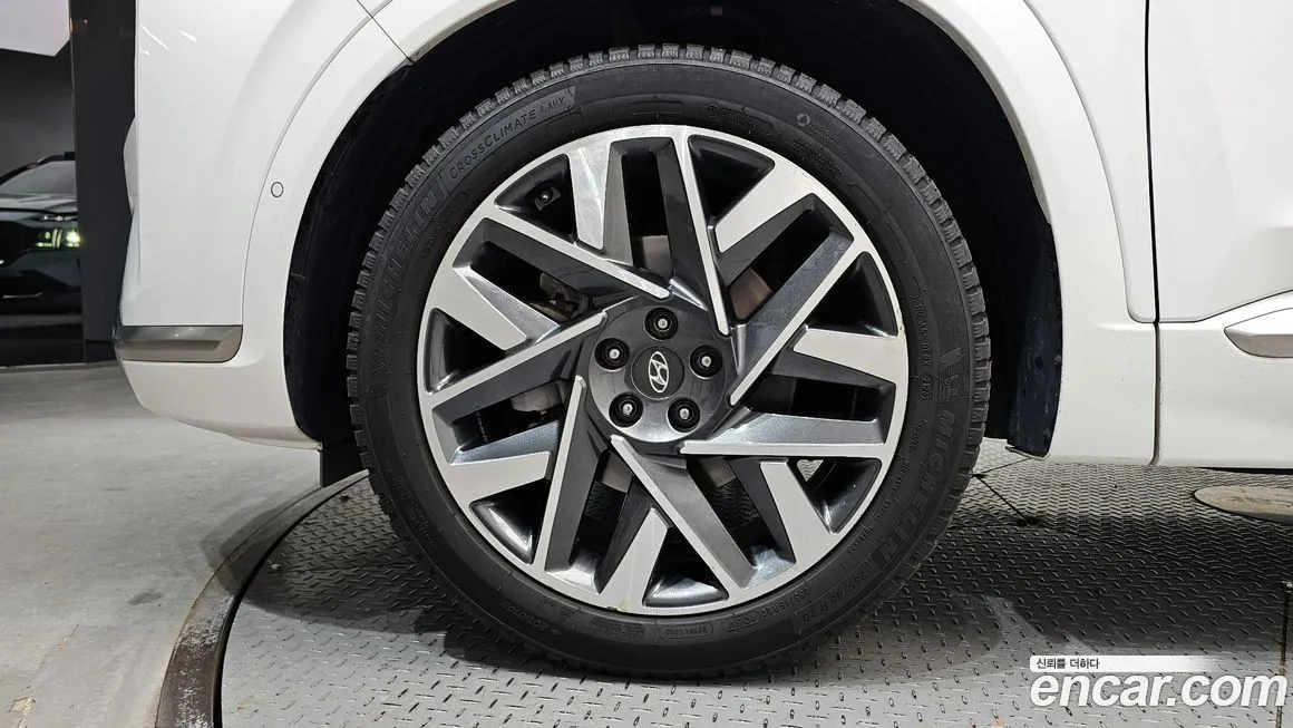 Hyundai Santafe — фото 5