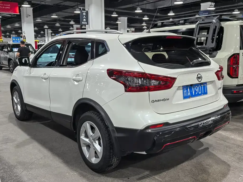 Nissan Qashqai — фото 6
