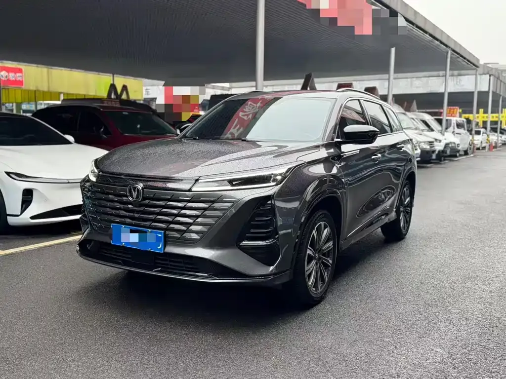 Changan CS75PLUS — фото 1