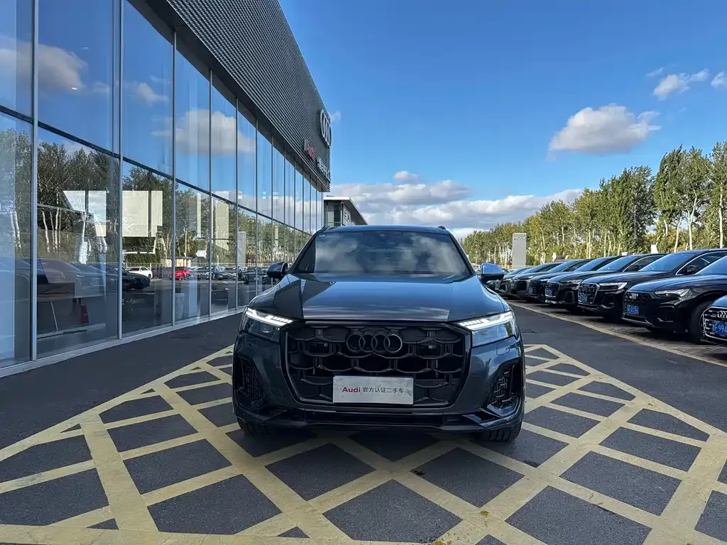 Audi SQ7 — фото 2
