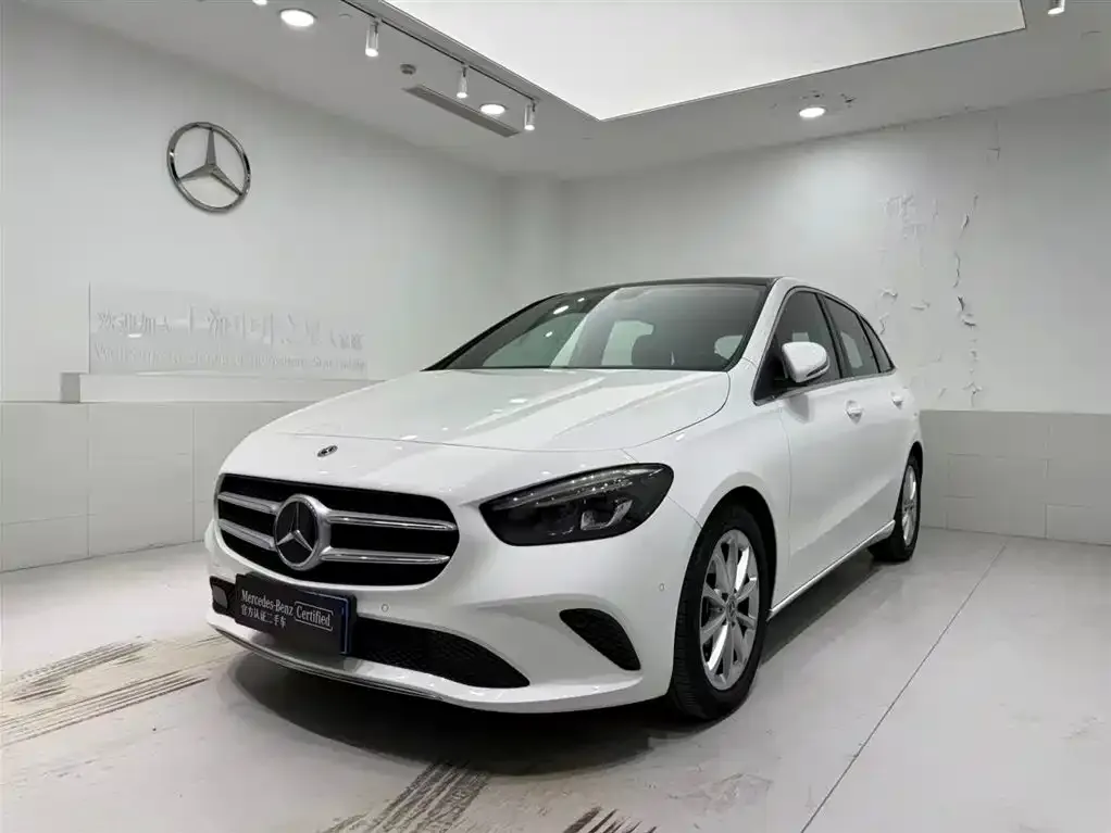 Mercedes-Benz B-Class — фото 1