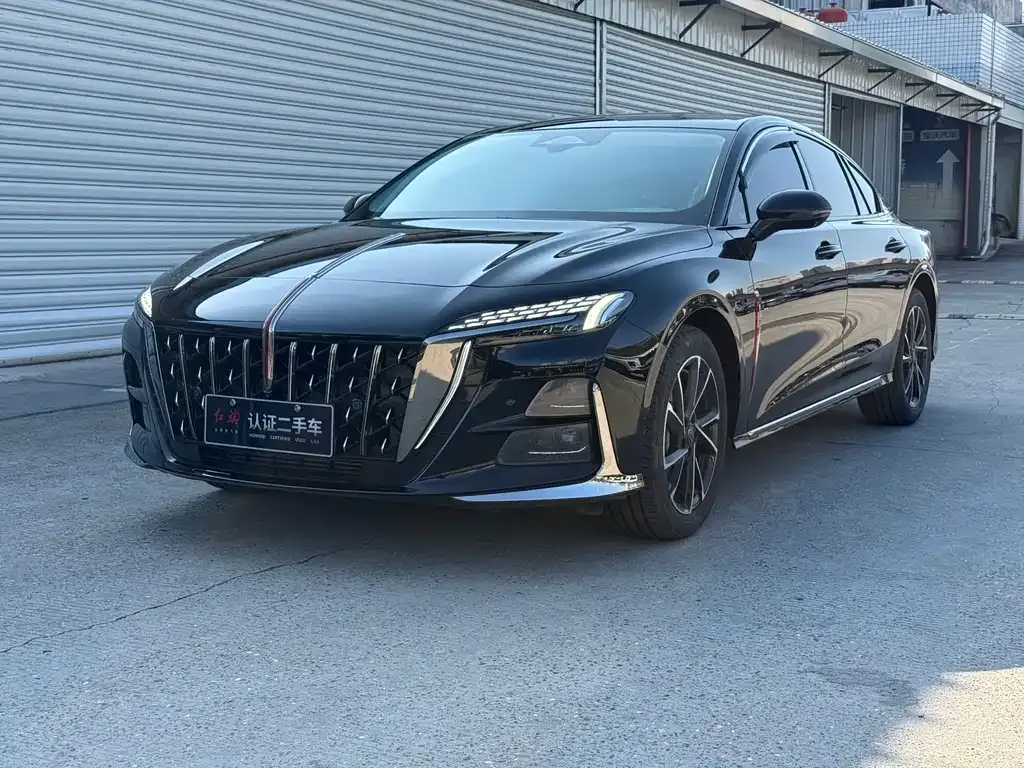 Hongqi H6 — фото 1