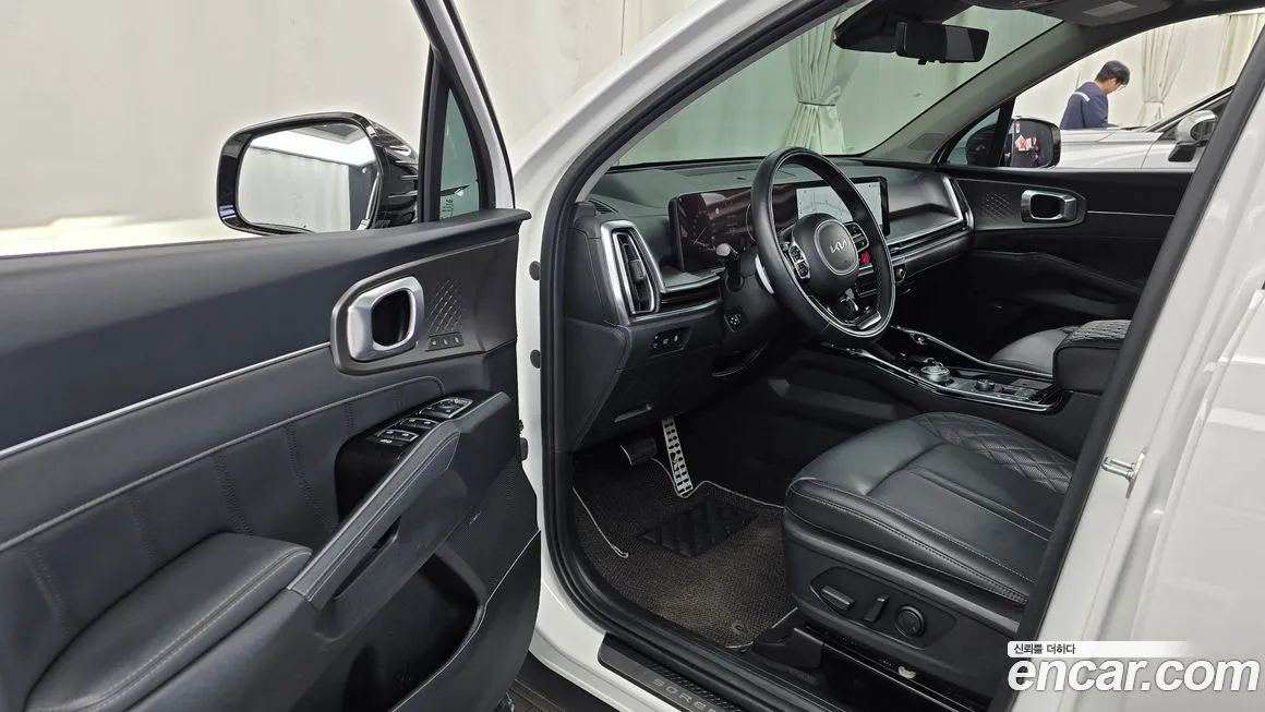 Kia Sorento — фото 10