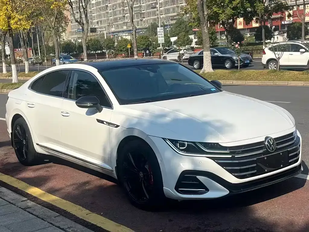 Volkswagen CC — фото 3