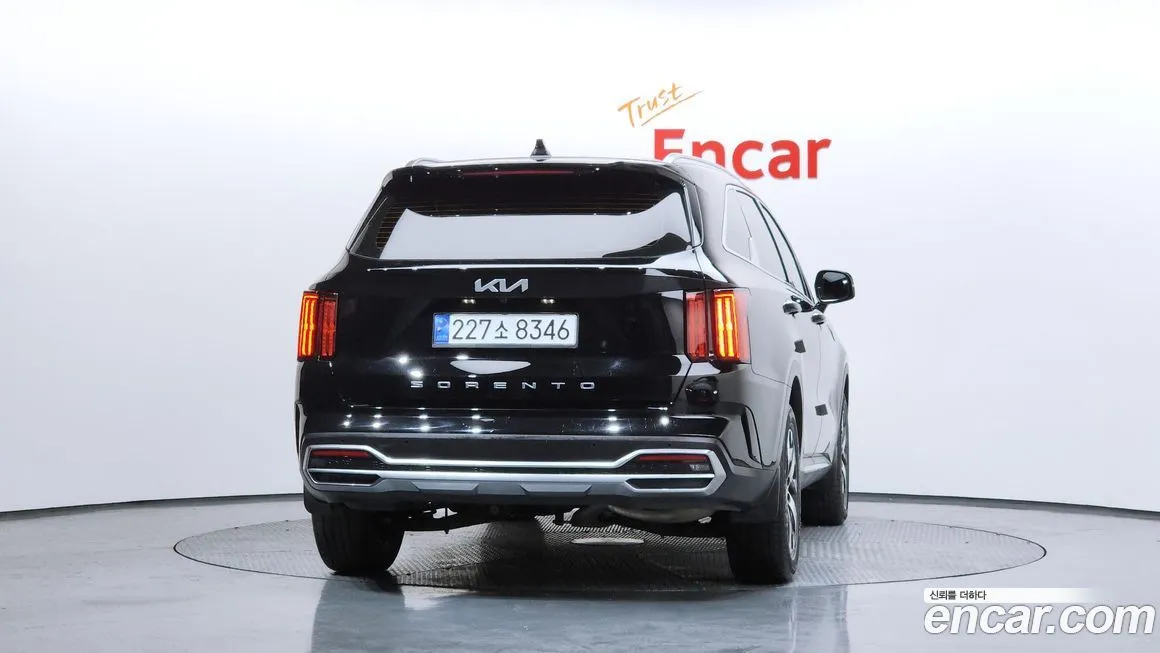 Kia Sorento — фото 4