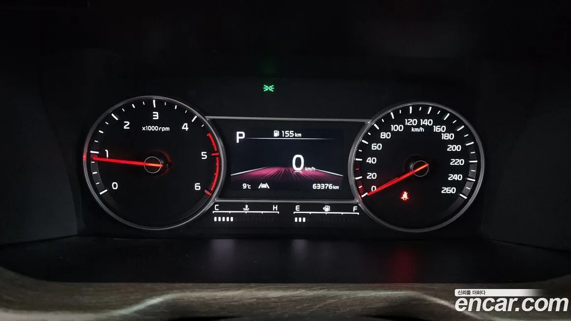 Kia Sorento — фото 8