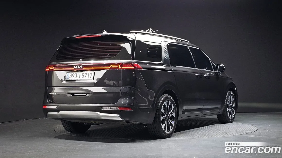 Kia Carnival — фото 2