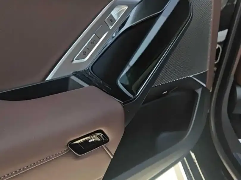 BMW 7 Series — фото 10