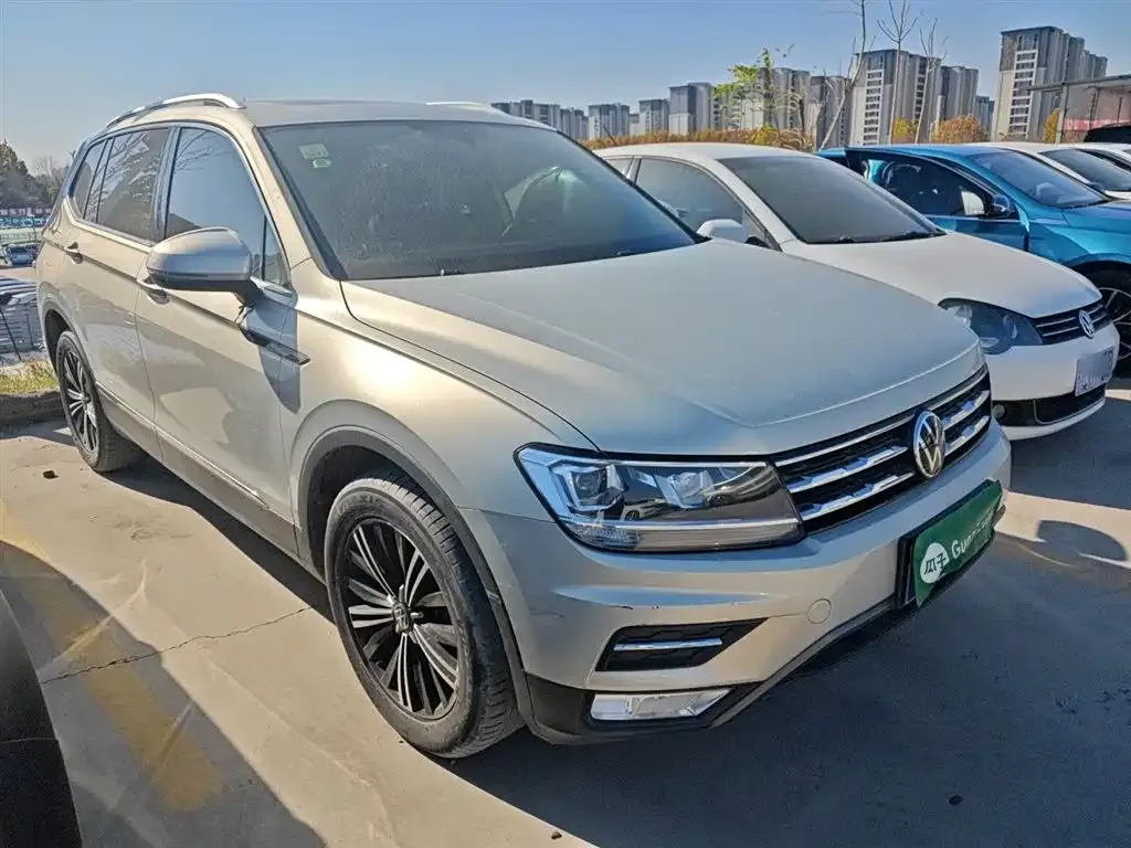 Volkswagen Tiguan L — фото 4